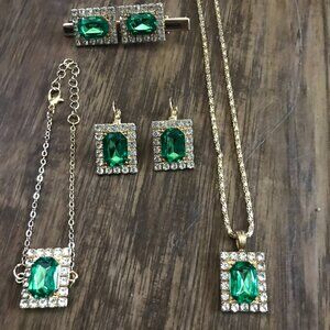 Beautiful Green Jewelry Fashion Set